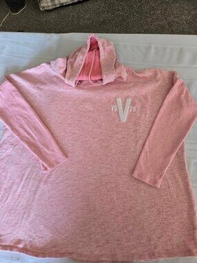 Size Small/Petite Victoria Secret Pink Color 3/4 Sleeve Pullover Hoodie